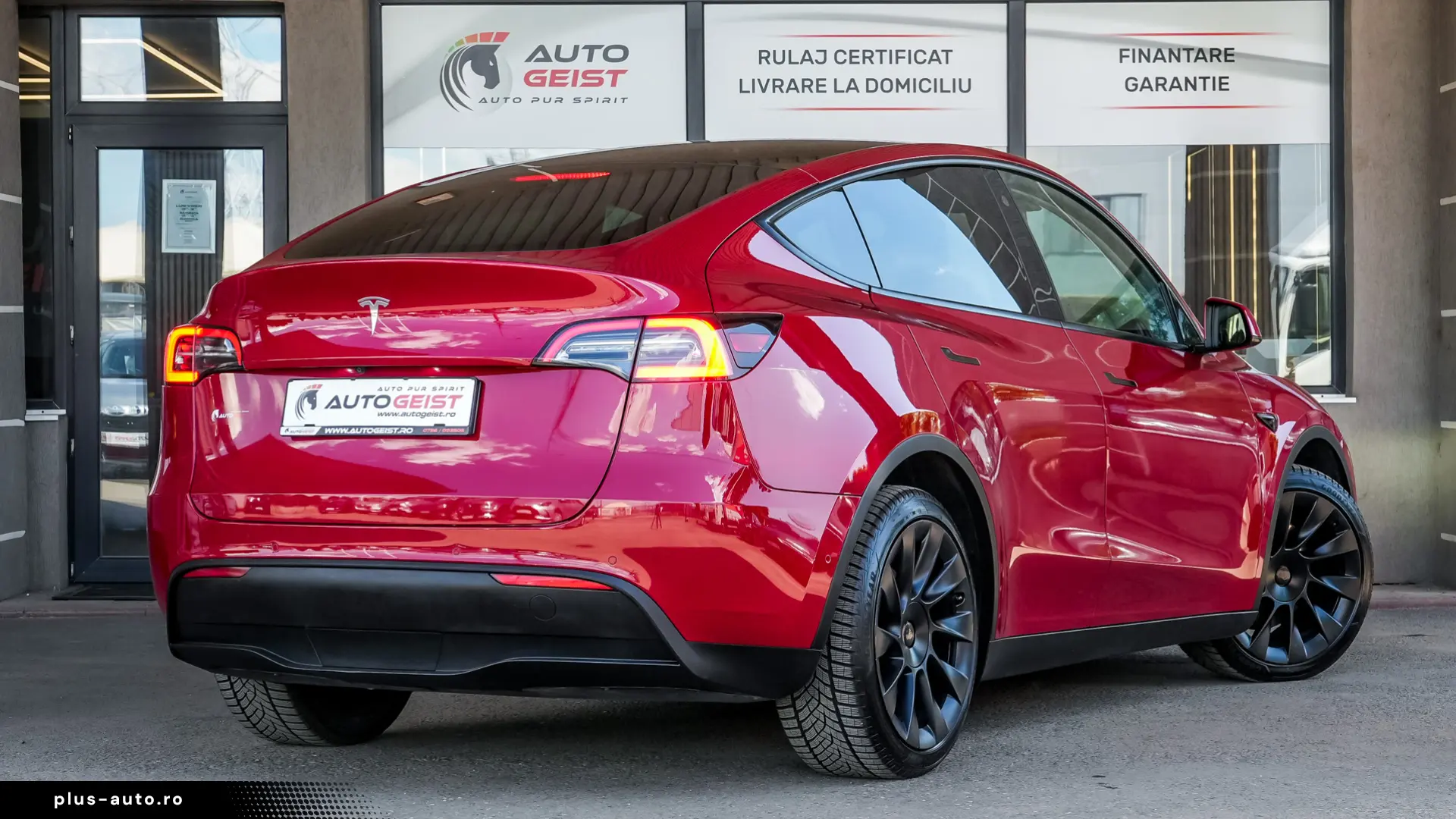 Tesla Model Y 75 kWh Dual Motor Long Range 4WD
