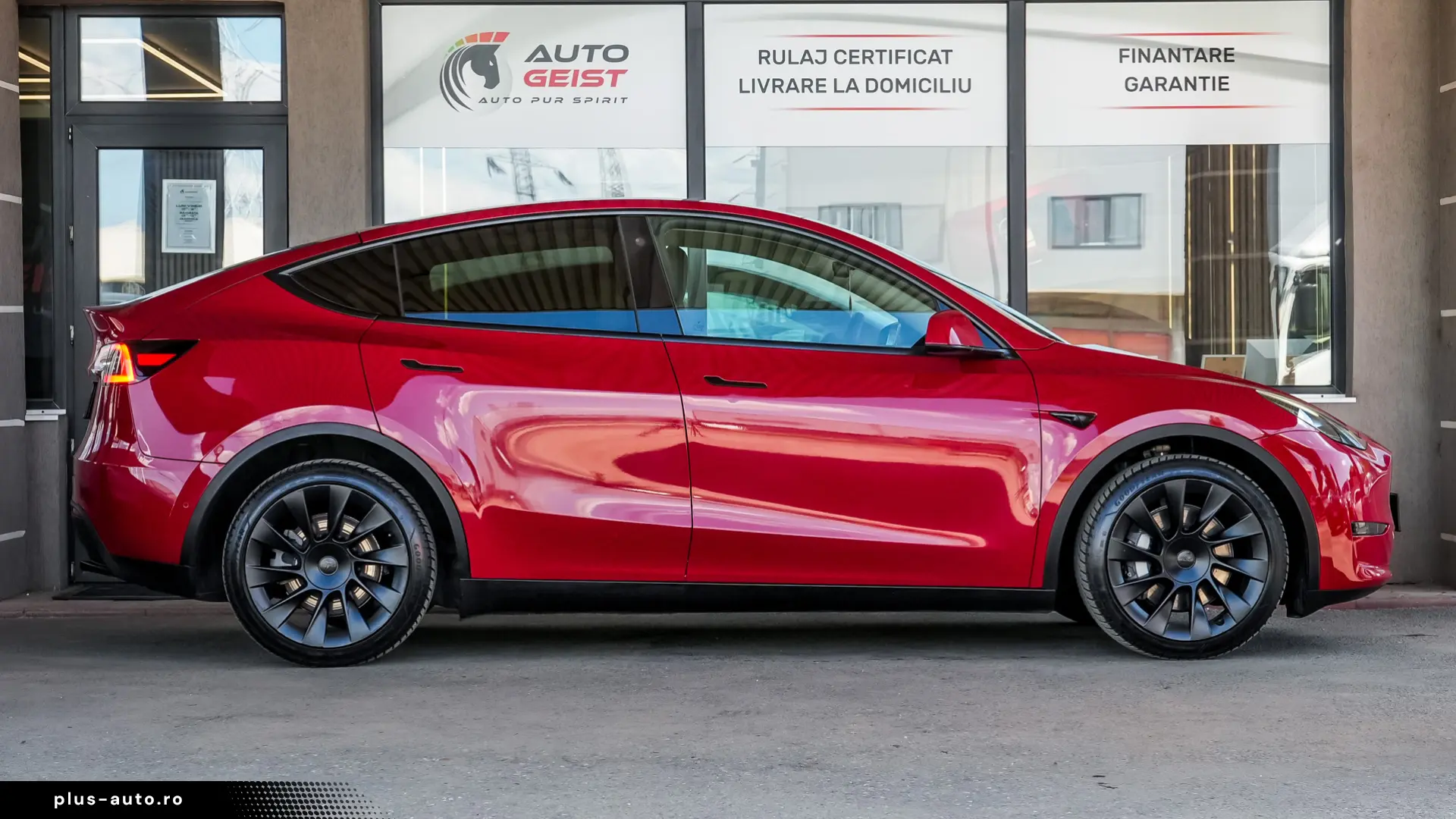 Tesla Model Y 75 kWh Dual Motor Long Range 4WD