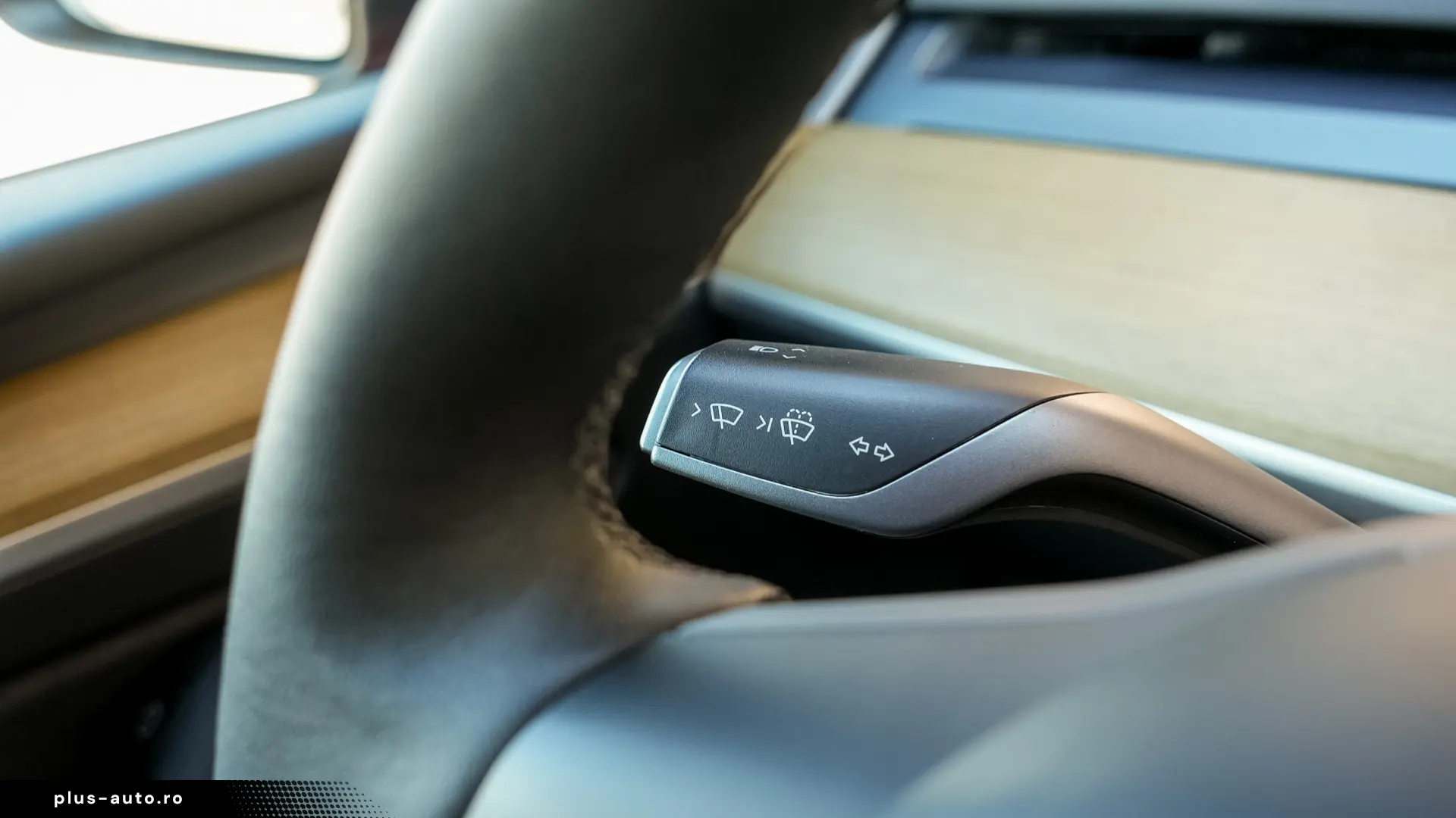 Tesla Model Y 75 kWh Dual Motor Long Range 4WD
