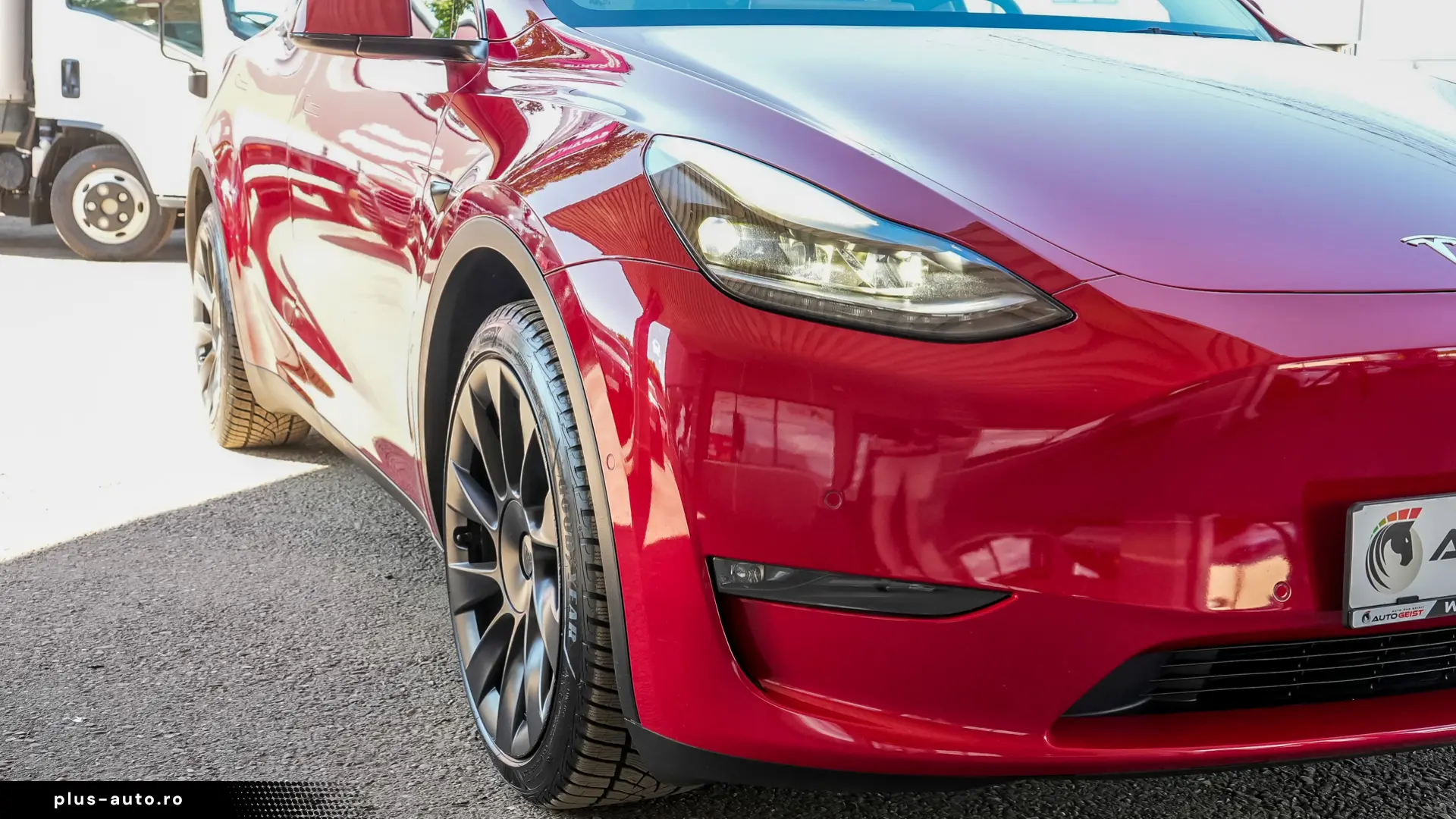 Tesla Model Y 75 kWh Dual Motor Long Range 4WD