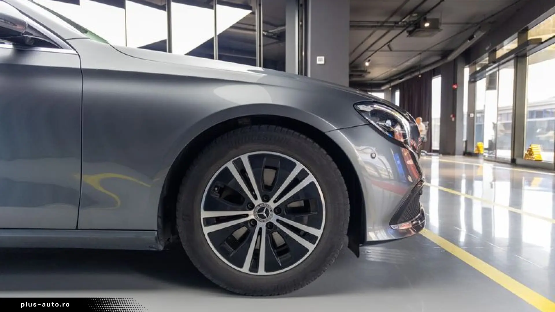 Mercedes-Benz E 200