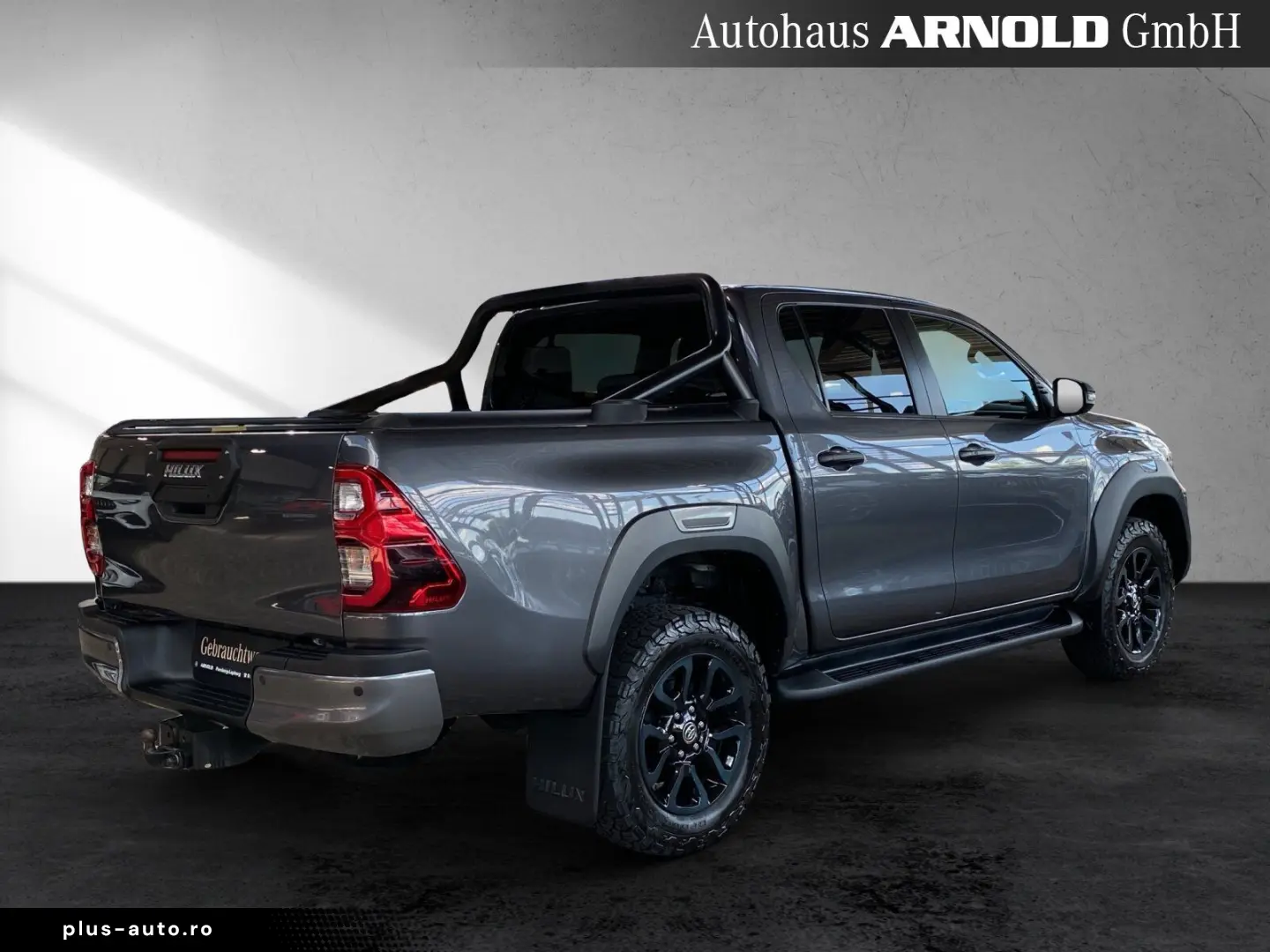 TOYOTA Hilux 2.8 D-4D Double Cab 4x4 Invincible 360