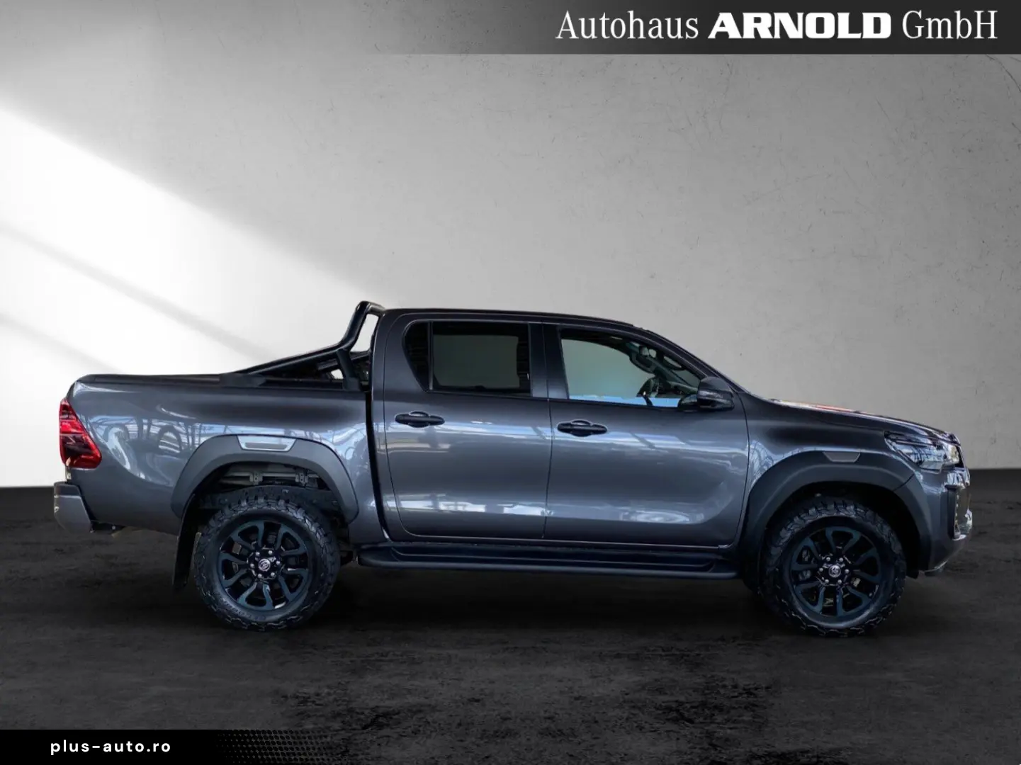 TOYOTA Hilux 2.8 D-4D Double Cab 4x4 Invincible 360