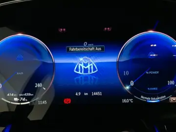 MERCEDES-BENZ Maybach EQS 680 SUV Night Series First-Class