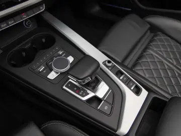Audi A5 Cabrio S-line