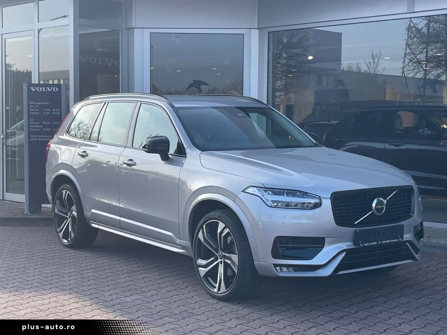 VOLVO XC90 B5 D AWD Plus Dark Auto