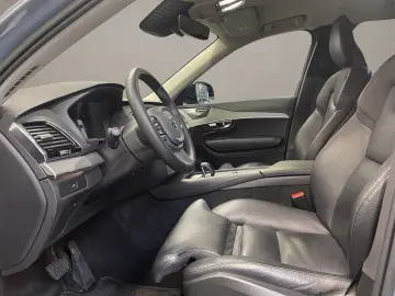 VOLVO XC90 B5 (Diesel) Plus Dark ACC AHK AUT Kam. Navi