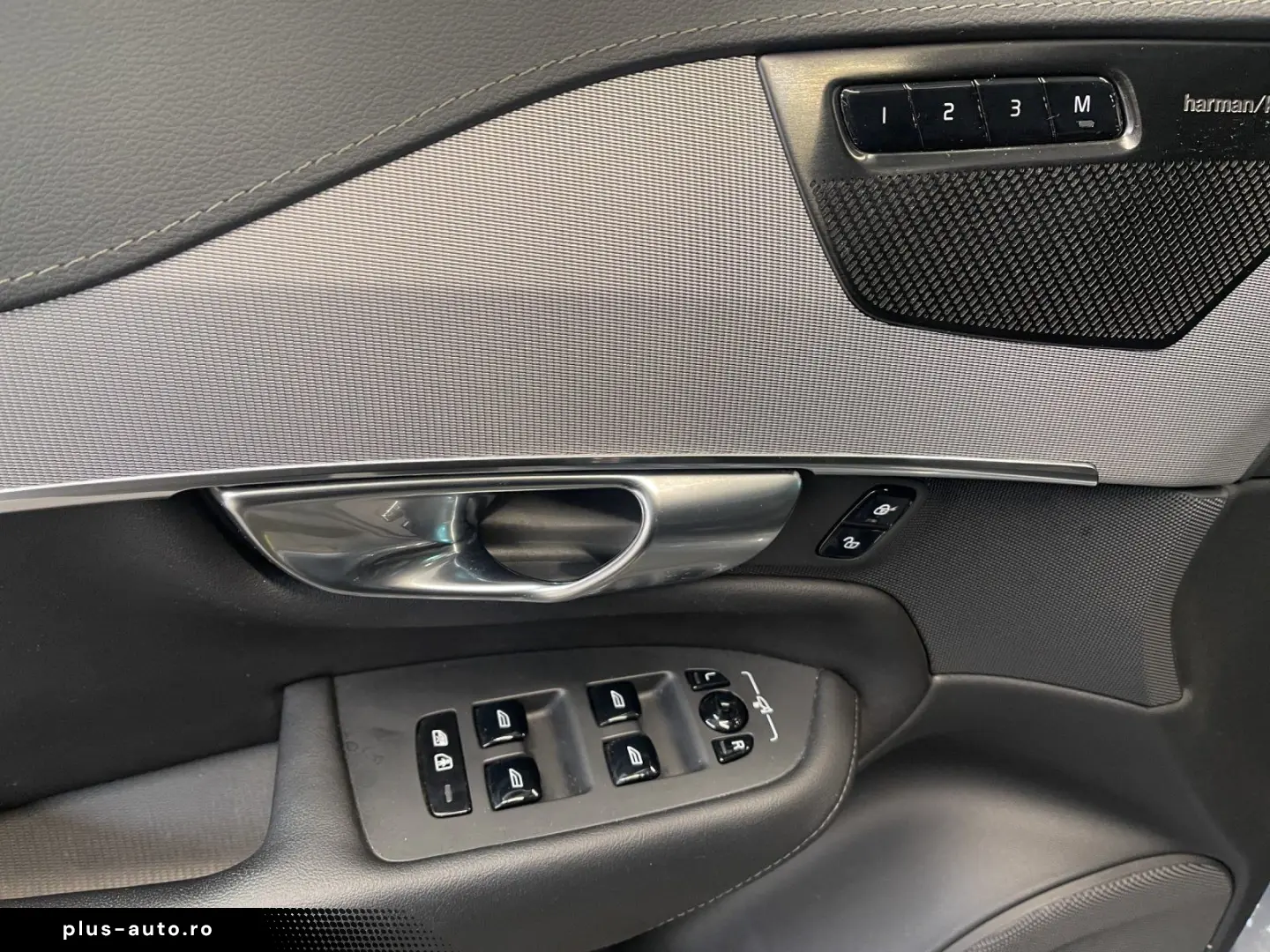 VOLVO XC90 B5 (Diesel) Plus Dark ACC AHK AUT Kam. Navi