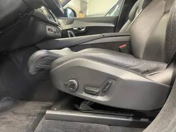 VOLVO XC90 B5 (Diesel) Plus Dark ACC AHK AUT Kam. Navi