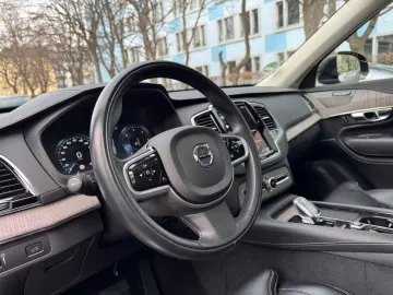 VOLVO XC90 Inscription AWD Lift ACC AHK 360  PANO 7S.