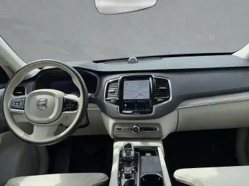 VOLVO XC90 Ultimate Bright Recharge Plug-In Hybrid AWD