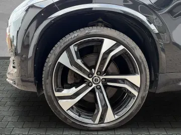 VOLVO XC90 Ultimate Bright Recharge Plug-In Hybrid AWD