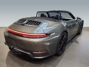 Porsche 992 911 Carrera GTS Cabriolet Liftsystem