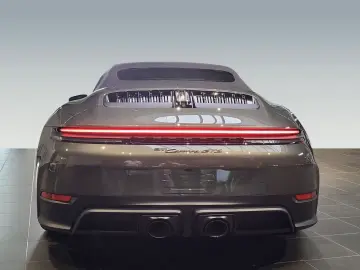 Porsche 992 911 Carrera GTS Cabriolet Liftsystem