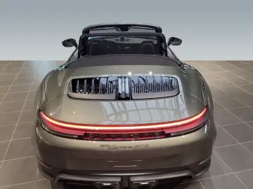 Porsche 992 911 Carrera GTS Cabriolet Liftsystem