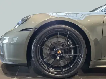 Porsche 992 911 Carrera GTS Cabriolet Liftsystem