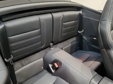 Porsche 992 911 Carrera GTS Cabriolet Liftsystem