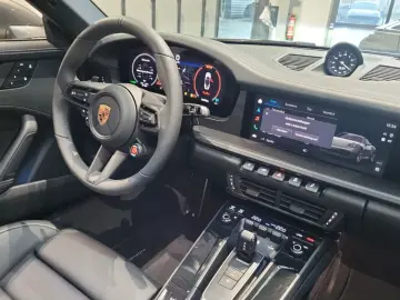 Porsche 992 911 Carrera GTS Cabriolet Liftsystem