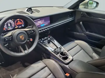 Porsche 992 911 Carrera GTS Cabriolet Liftsystem