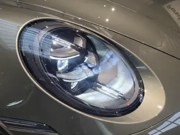 Porsche 992 911 Carrera GTS Cabriolet Liftsystem