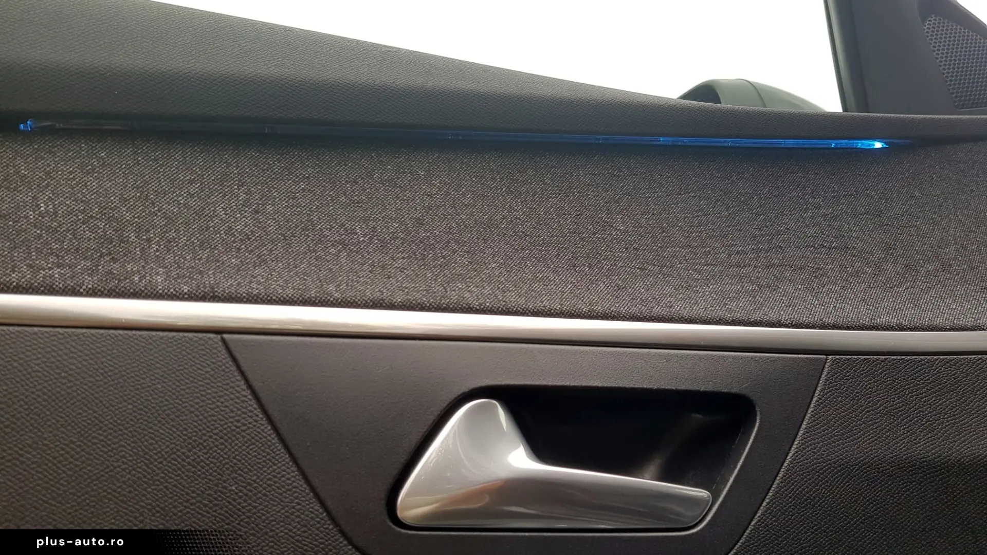 Peugeot 3008   Plug in Hibrid   225CP   An 2022