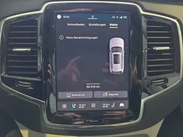 VOLVO XC90 T8 Ultimate Dark Recharge AWD Massage FourC