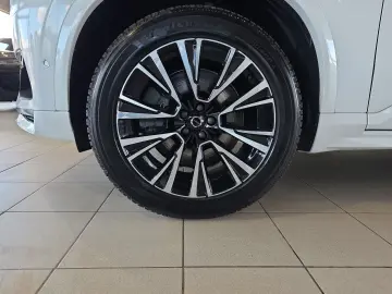VOLVO XC90 T8 Ultimate Dark Recharge AWD Massage FourC