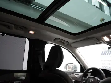VOLVO XC90 T8 Ultra Bright Recharge Plug-In Hybrid AWD