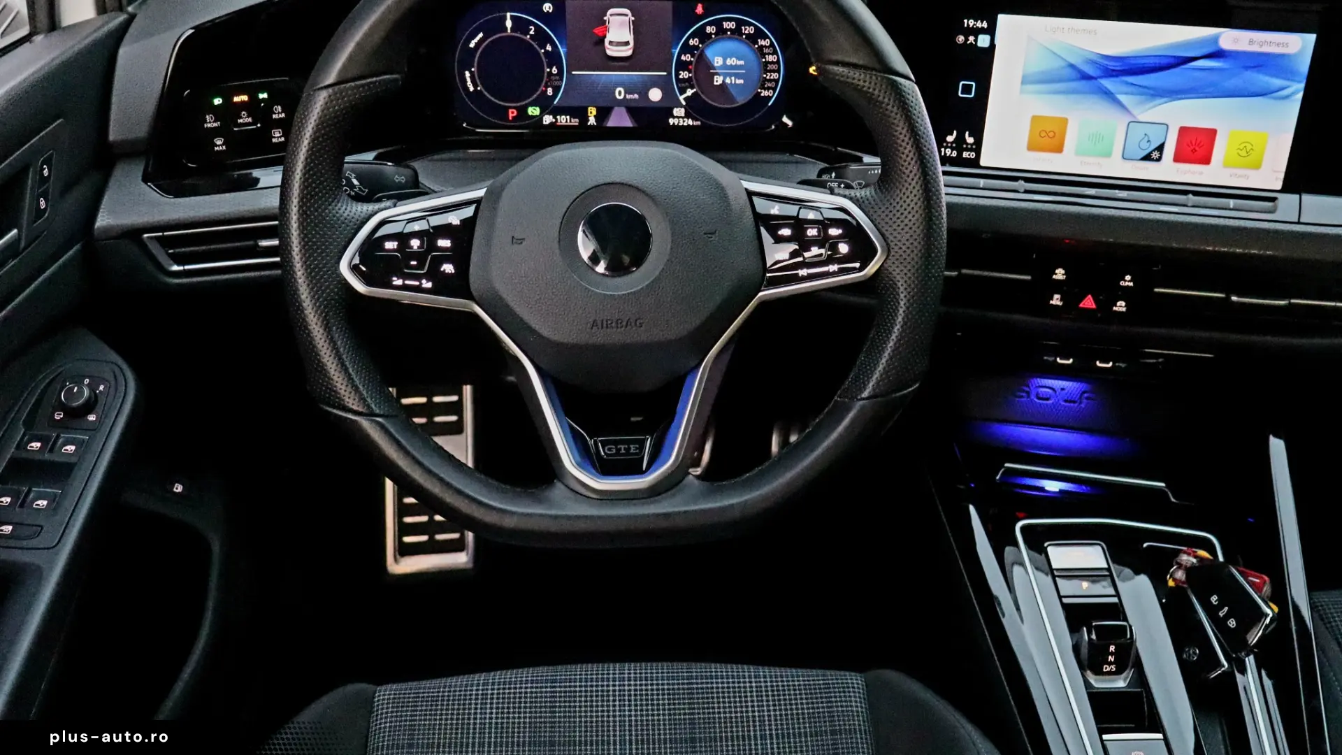 Volkswagen Golf 1.4 eHybrid OPF DSG GTE