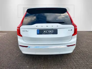 VOLVO XC90 B5 AWD Ultimate Bright 360 4C B&W HUD V-MAX