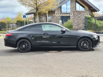 MERCEDES-BENZ E Coupe E 300 Autom. Navi RFK Tempo