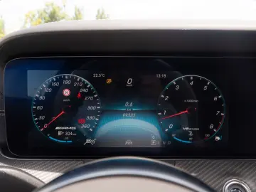 MERCEDES-BENZ AMG GT 4-trg. 63 S 4Matic