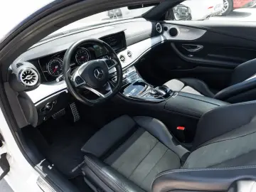 Mercedes-Benz E 300  AMG LINE  MULTIBEAM NIGHT