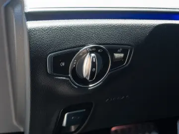 Mercedes-Benz E 300  AMG LINE  MULTIBEAM NIGHT