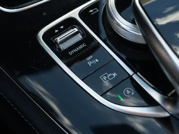 Mercedes-Benz E 300  AMG LINE  MULTIBEAM NIGHT