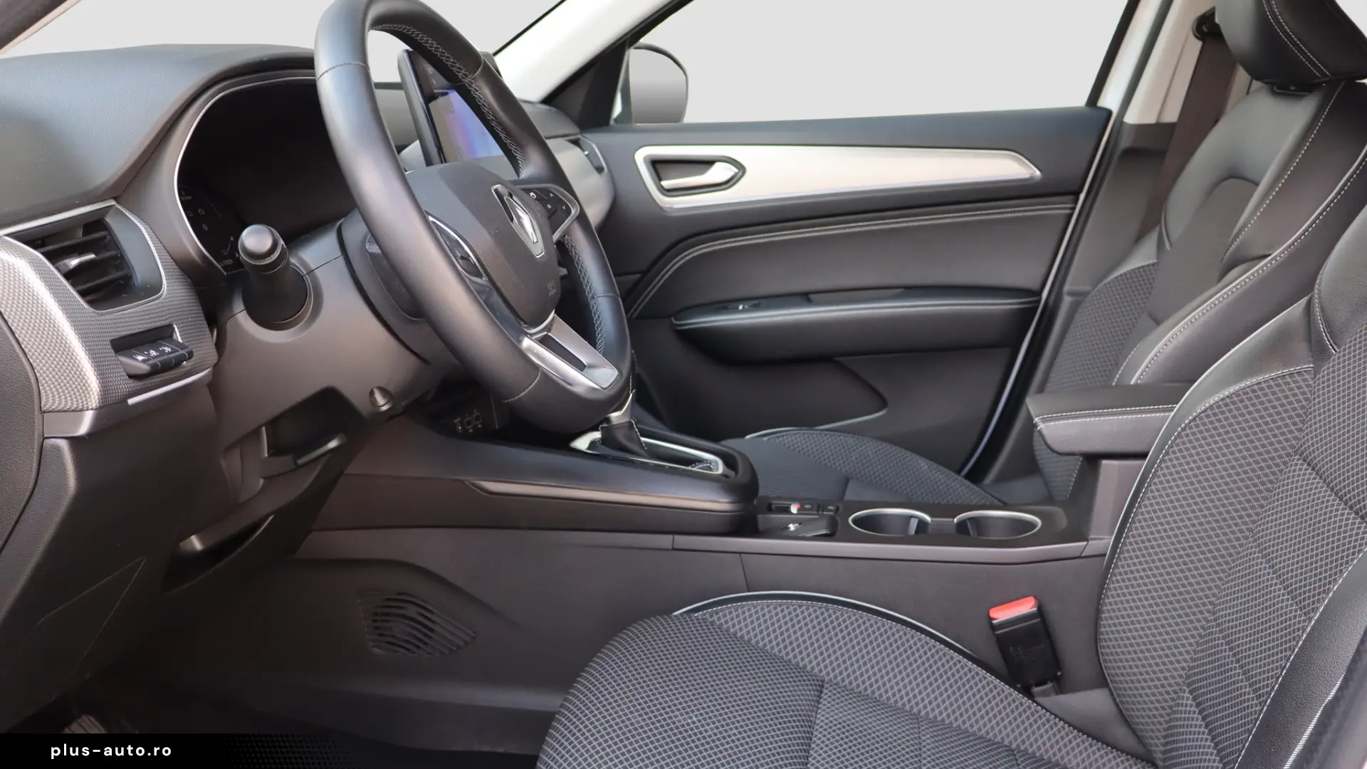 Renault Arkana E-TECH 145 Techno