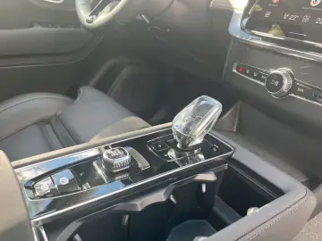 VOLVO XC90 B5 B AWD Plus Bright