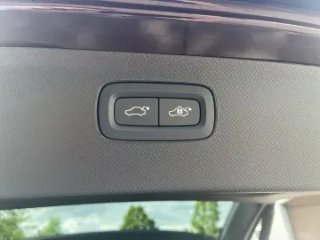 VOLVO XC90 B5 B AWD Plus Bright
