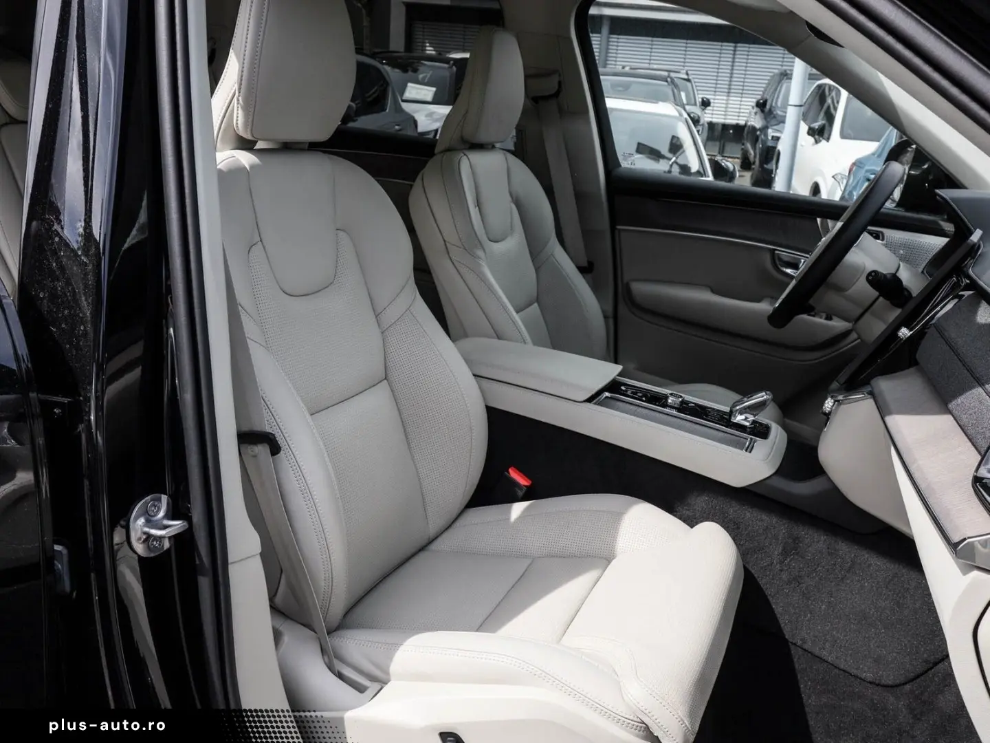 VOLVO XC90 T8 AWD Plus Dark NP 105.370 -  FOUR-C B&W A