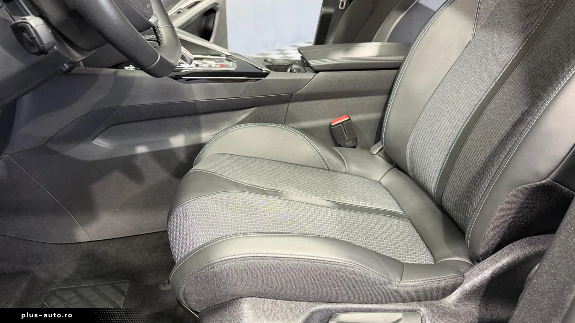 PEUGEOT 3008 16 HYBRID 225 Allure Pack