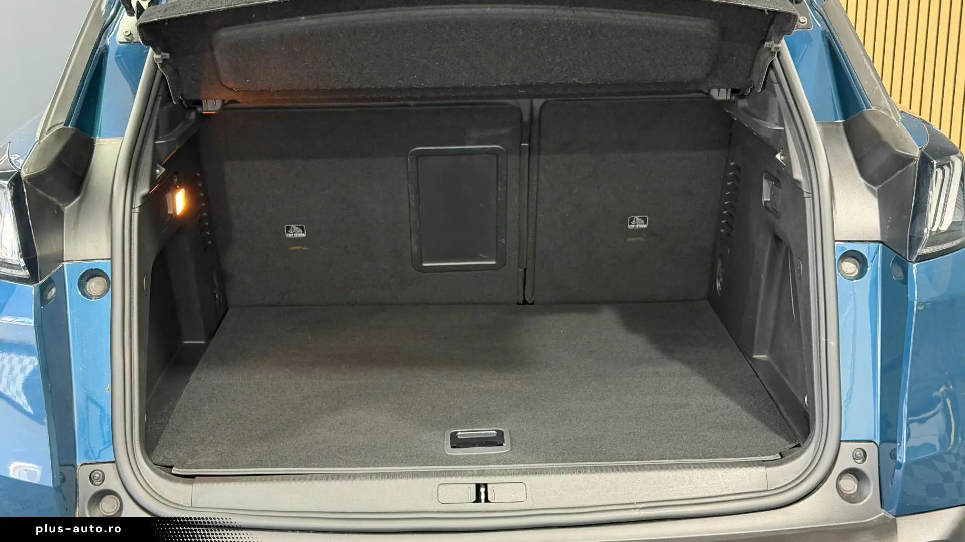 PEUGEOT 3008 16 HYBRID 225 Allure Pack