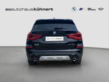 BMW X3 xDrive20d Aut. xLine LED SpurAss AHK HUD Navi