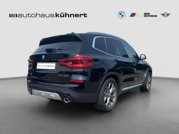 BMW X3 xDrive20d Aut. xLine LED SpurAss AHK HUD Navi
