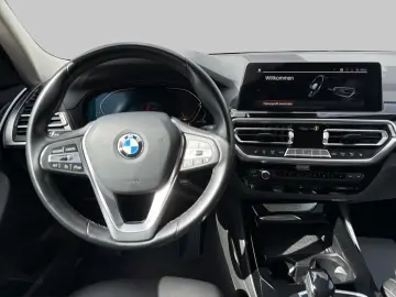 BMW X3 AHK Navi Digitales Cockpit Soundsystem LED Sp