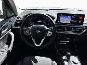 BMW X3 xD20d LivePlus Stop&Go 360  HUD Laser SpoSi
