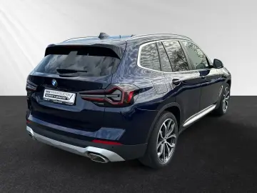 BMW X3 xDrive20d Inkl. € 1.190 Zubehörbonus AHK Pano