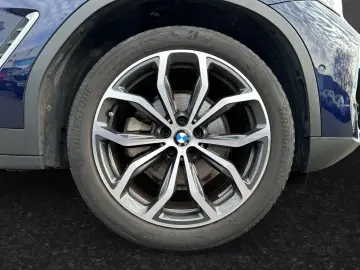 BMW X3 xDrive20d Inkl. € 1.190 Zubehörbonus AHK Pano