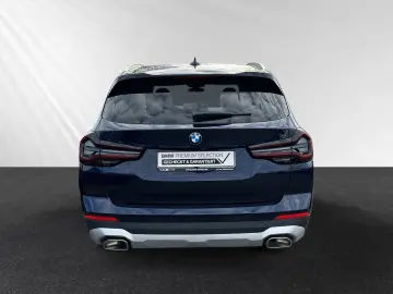 BMW X3 xDrive20d Inkl. € 1.190 Zubehörbonus AHK Pano