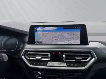 BMW X3 xDrive20i M Sport Panorama HiFi Lenkradheizun