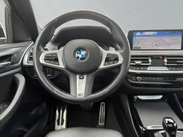 BMW X3 xDrive20i M Sport Panorama HiFi Lenkradheizun